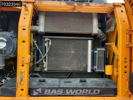 Escavatori cingolati 2014 Komatsu PC240 LC-10 (19)