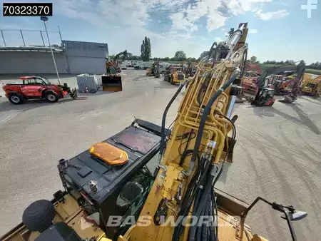 Beltegraver 2018 Caterpillar 335 FL CR (10)