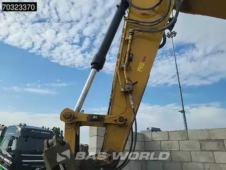 Beltegraver 2018 Caterpillar 335 FL CR (14)