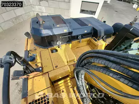 Beltegraver 2018 Caterpillar 335 FL CR (37)