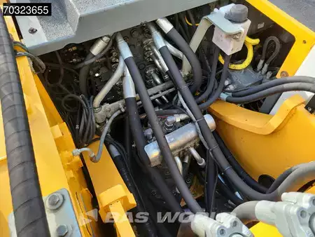 Rupsgraafmachines 2017 Liebherr R926 LC Engcon (22)