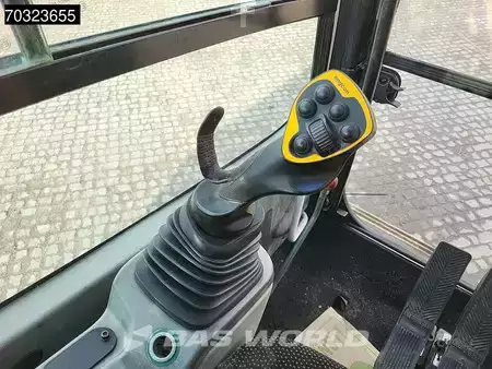 Rupsgraafmachines 2017 Liebherr R926 LC Engcon (35)