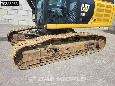 Hydraulic Excavators 2018 Caterpillar 352 F New Bucket (18)