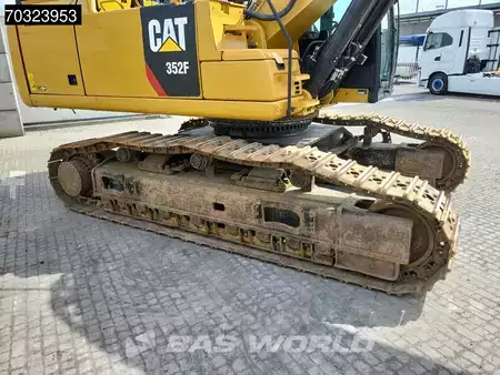 Hydraulic Excavators 2018 Caterpillar 352 F New Bucket (19)