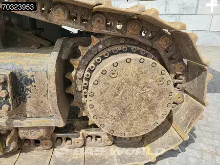 Hydraulic Excavators 2018 Caterpillar 352 F New Bucket (21)