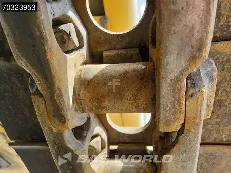 Hydraulic Excavators 2018 Caterpillar 352 F New Bucket (22)