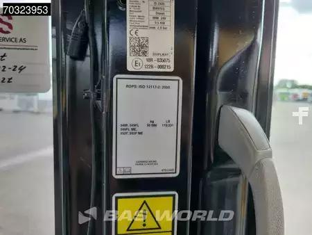Hydraulic Excavators 2018 Caterpillar 352 F New Bucket (40)