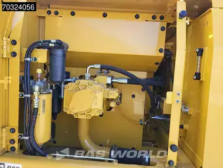 Koparki gąsienicowe 2026 Caterpillar 324 (16)