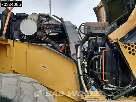 Kolové nakladače 2015 Caterpillar 980 M (15)