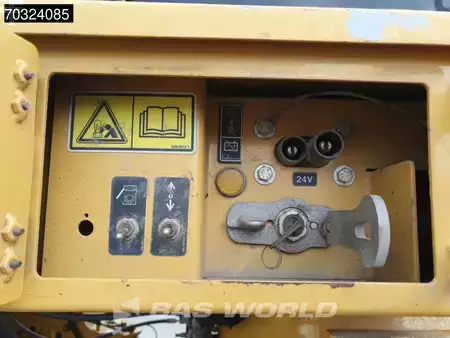 Kolové nakladače 2015 Caterpillar 980 M (30)
