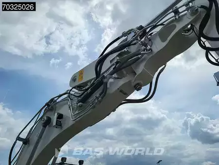 Kedjegraver 2024 Liebherr R924 LC (15)