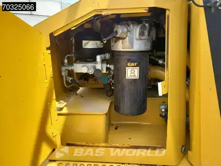 Bulldozere 2009 Caterpillar D6 T LGP (18)