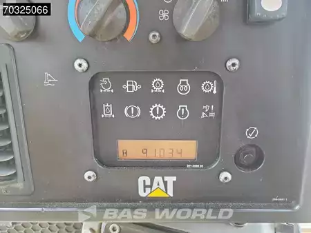 Bulldozere 2009 Caterpillar D6 T LGP (35)
