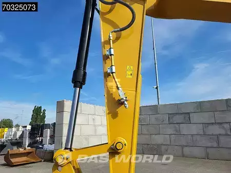Korečková rýpadla 2026 Caterpillar 324 (11)