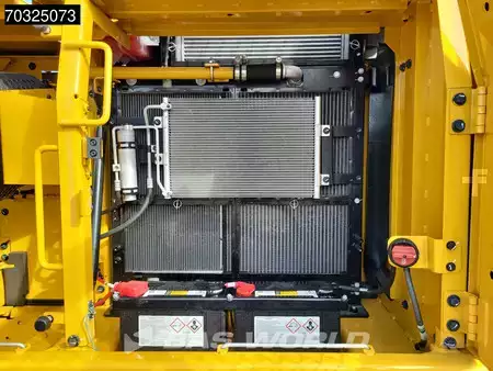 Korečková rýpadla 2026 Caterpillar 324 (26)