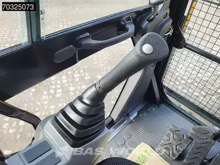 Korečková rýpadla 2026 Caterpillar 324 (33)