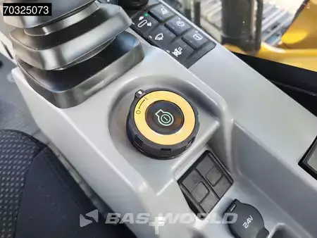 Korečková rýpadla 2026 Caterpillar 324 (34)