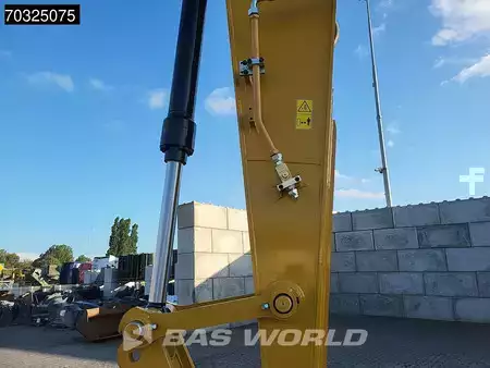 Korečková rýpadla 2026 Caterpillar 324 (12)