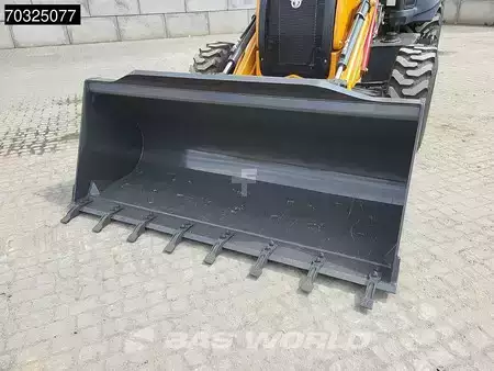 Rigid Backhoe Loader 2026 Case 851 NX (30)
