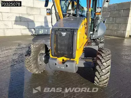 Rigid Backhoe Loader 2026 Case 851 NX A/C - 4WD - Central Pivot (24)