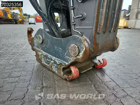 Escavadora de rastos 2019 Volvo EC300 E NL (12)