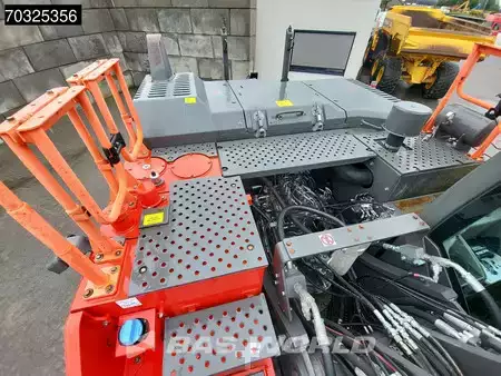 Escavadora de rastos 2019 Volvo EC300 E NL (13)
