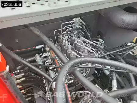 Escavadora de rastos 2019 Volvo EC300 E NL (16)