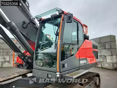 Escavadora de rastos 2019 Volvo EC300 E NL (21)