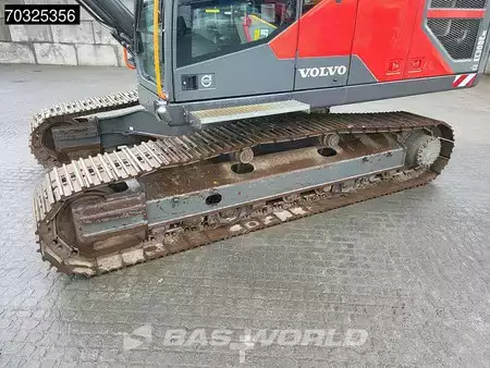 Escavadora de rastos 2019 Volvo EC300 E NL (22)