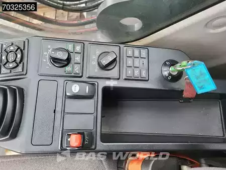 Escavadora de rastos 2019 Volvo EC300 E NL (37)