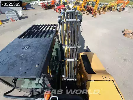 Mobilní bagry 2015 Caterpillar M320 F (17)