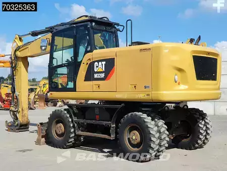 Mobilní bagry 2015 Caterpillar M320 F (2)