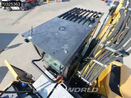 Mobilní bagry 2015 Caterpillar M320 F (23)