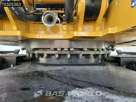 Mobilní bagry 2015 Caterpillar M320 F (26)