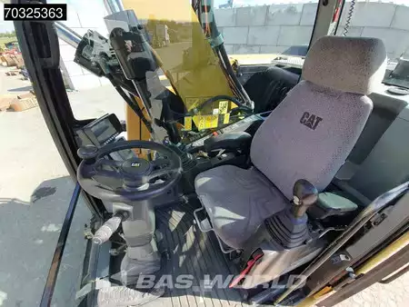 Mobilní bagry 2015 Caterpillar M320 F (33)