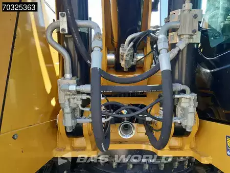 Mobilní bagry 2015 Caterpillar M320 F (9)