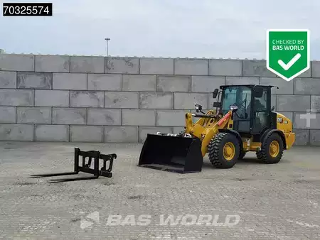 Kolové nakladače 2025 Caterpillar 906 - 14A (1)
