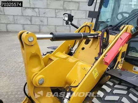 Kolové nakladače 2025 Caterpillar 906 - 14A (13)