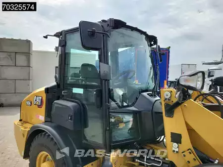 Kolové nakladače 2025 Caterpillar 906 - 14A (33)