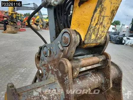 Korečková rýpadla 2017 Liebherr R922 LC (13)