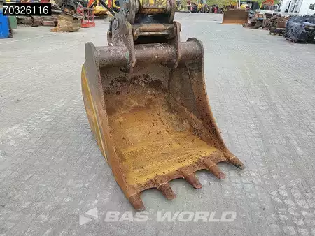 Korečková rýpadla 2017 Liebherr R922 LC (14)