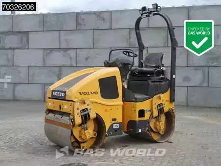 Compactadores monocilindros 2015 Volvo DD25 (1)