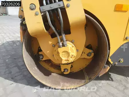 Compactadores monocilindros 2015 Volvo DD25 (12)
