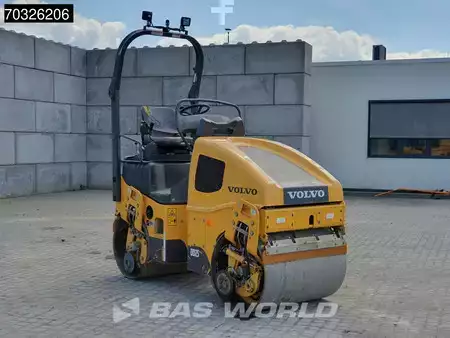 Compactadores monocilindros 2015 Volvo DD25 (6)