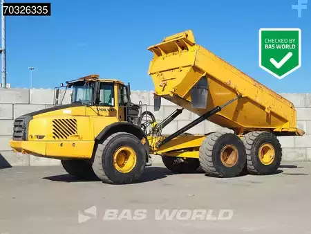 Knickgelenkte Muldenkipper/Dumper 2008 Volvo A40 E (1)