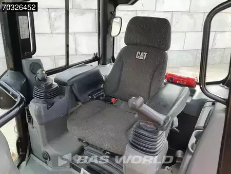 Buldożery 2016 Caterpillar D5K2 LGP Ripper (23)