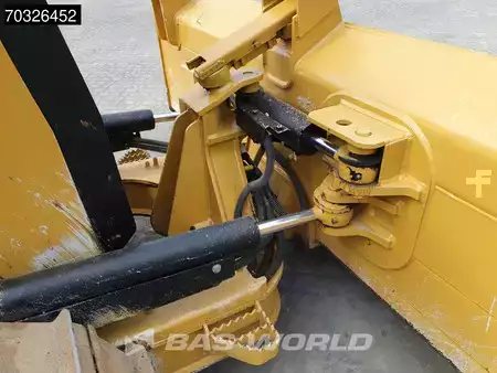 Buldożery 2016 Caterpillar D5K2 LGP Ripper (8)