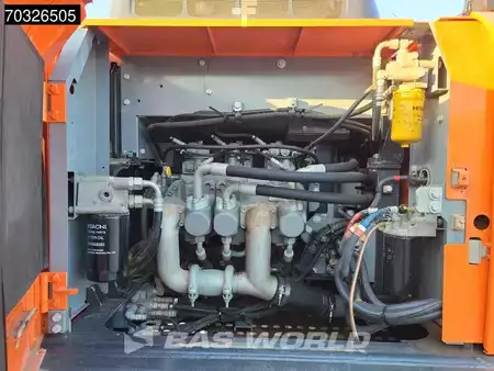 Beltegraver 2020 Hitachi ZX250 LC -6 (19)