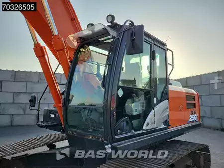 Beltegraver 2020 Hitachi ZX250 LC -6 (25)