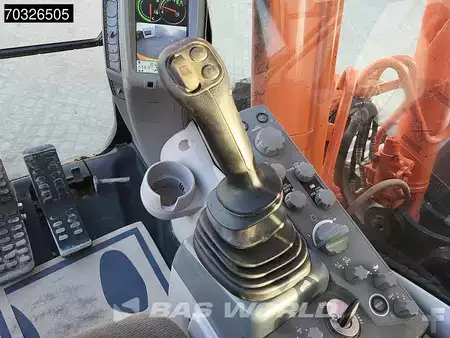 Beltegraver 2020 Hitachi ZX250 LC -6 (33)